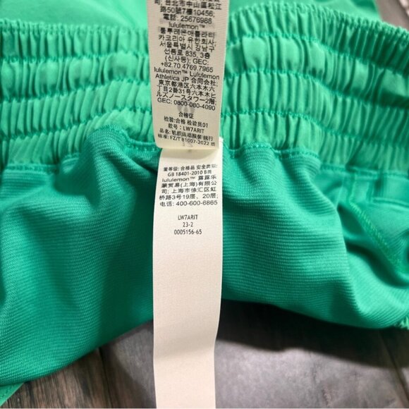 Lululemon NWT Hotty Hot High-Rise Lined Short 4" Kelly Green - Picture 9 of 9